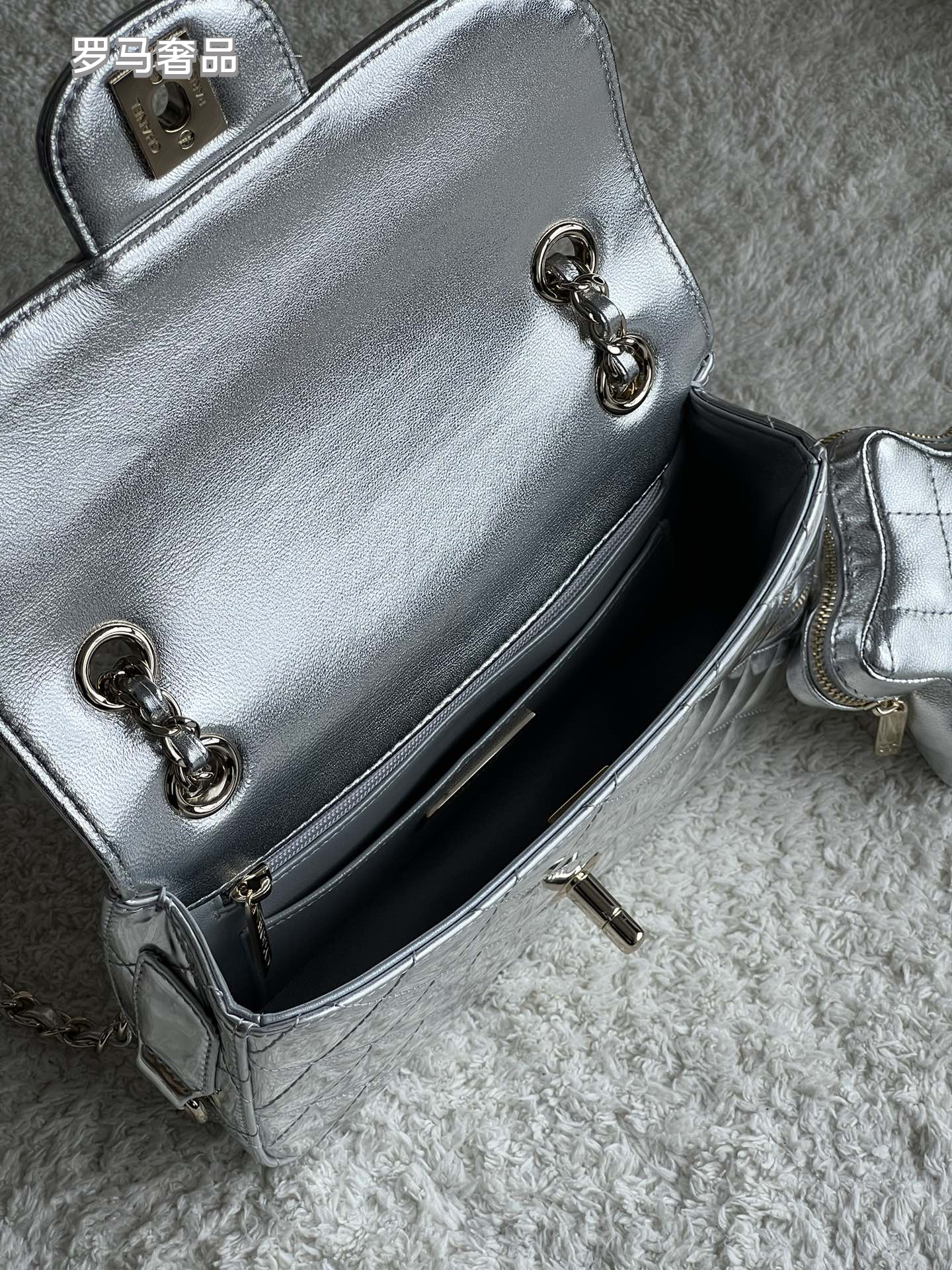 Chanel Metallic Gold Quilted Flap Bag with Star Charm