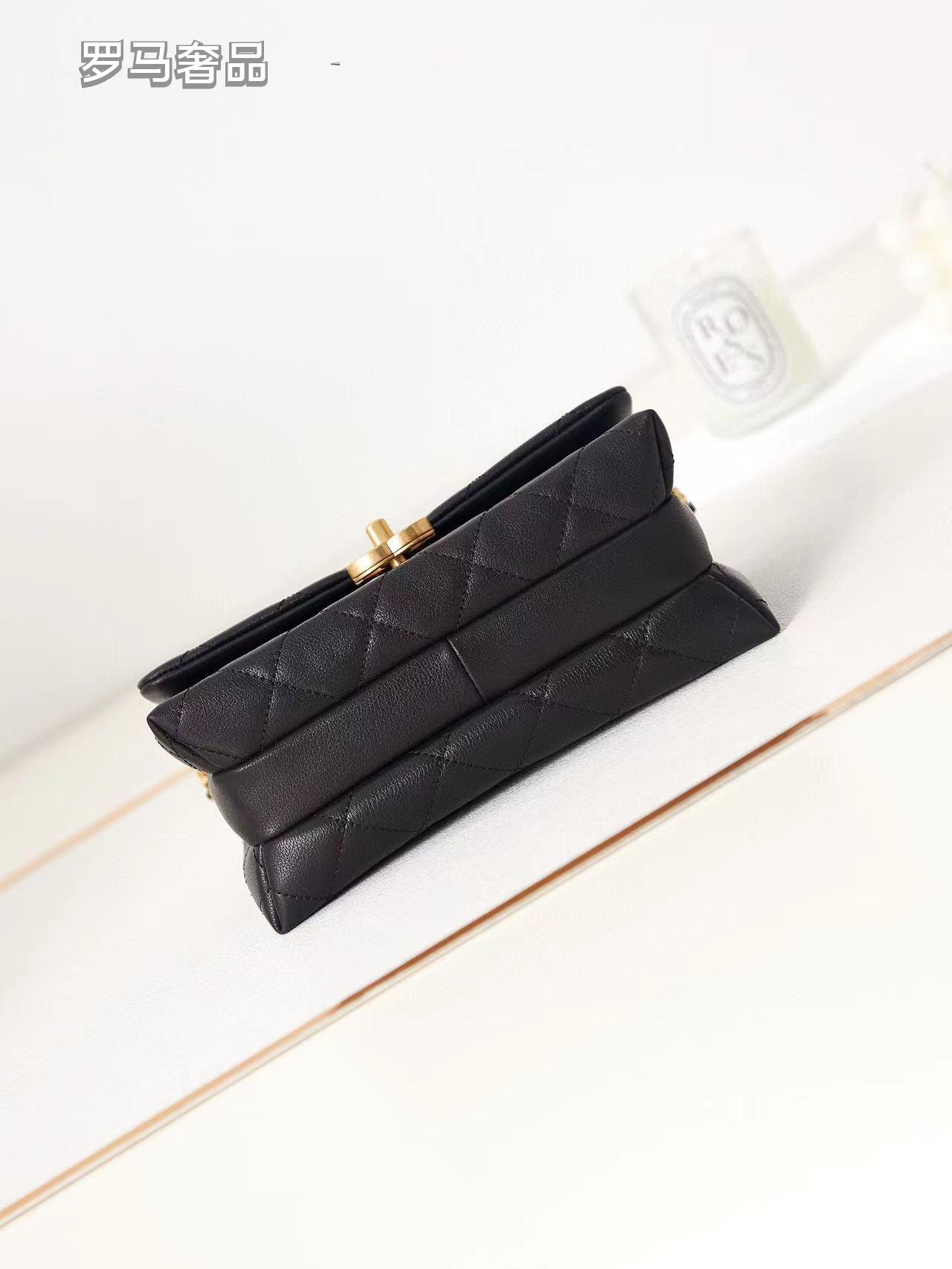 Luxury Black Quilted Leather Flap Shoulder Bag with Gold-Tone Chain Strap