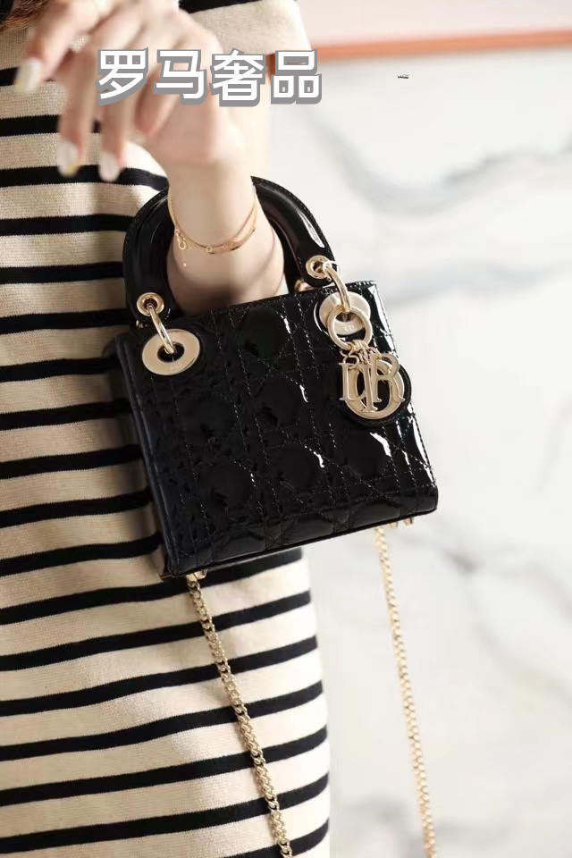 Lady Dior Micro Bag Black Cannage Patent Calfskin