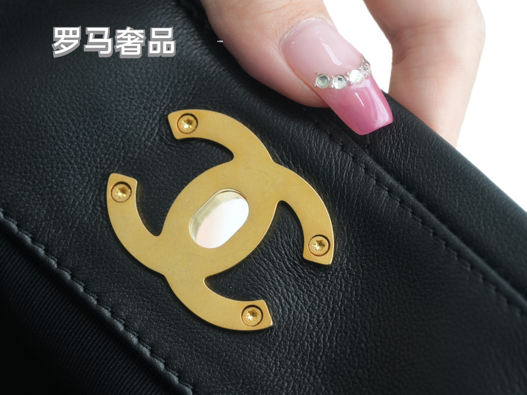 Chanel Quilted Caviar Leather Small Bucket Bag with Gold-Tone Hardware - Black