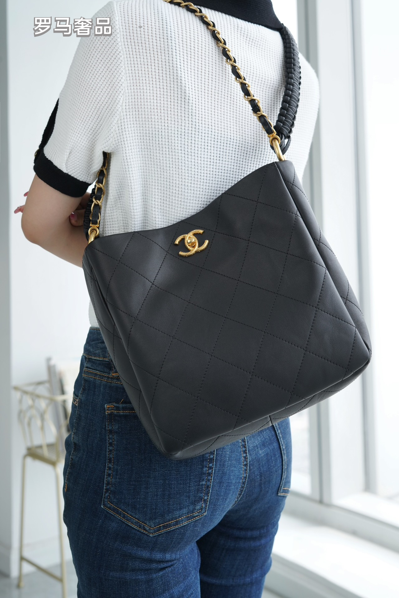 Chanel Quilted Caviar Leather Small Bucket Bag with Gold-Tone Hardware - Black