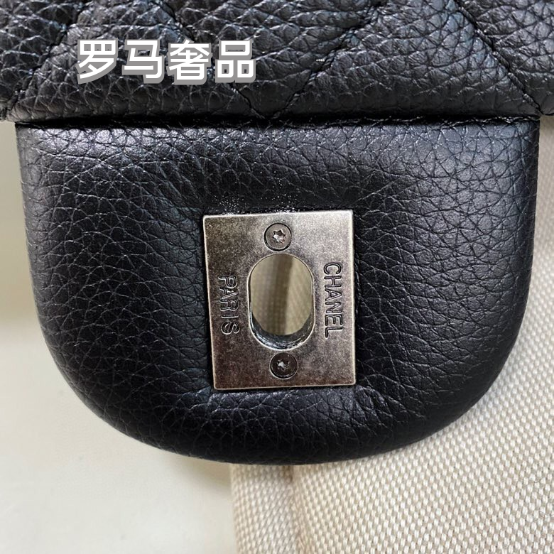Luxury Oversized Black Quilted Leather Shoulder Bag - Maxi Flap Handbag for Women