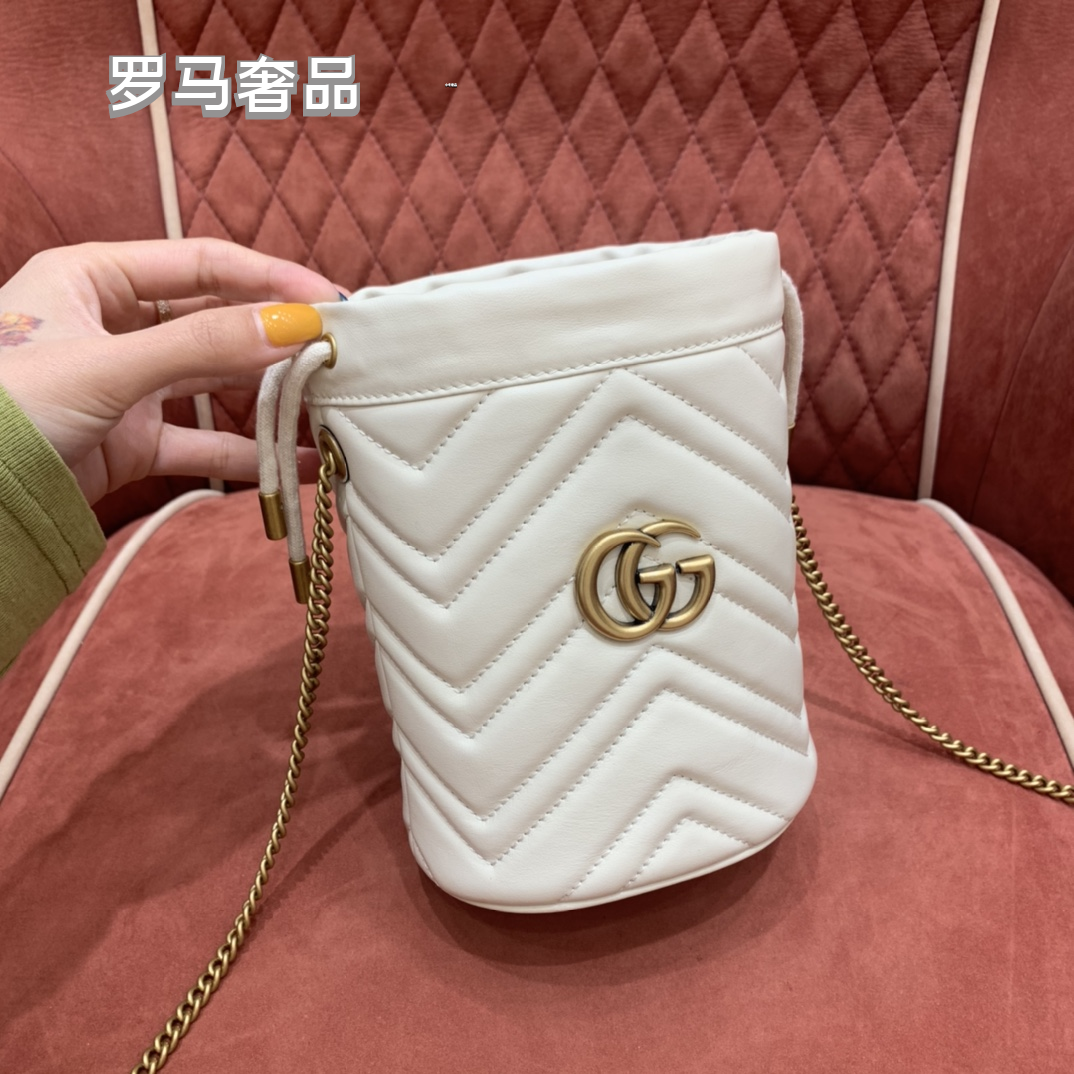 GG Marmont Matelassé Bucket Bag - Black Leather with Gold Hardware