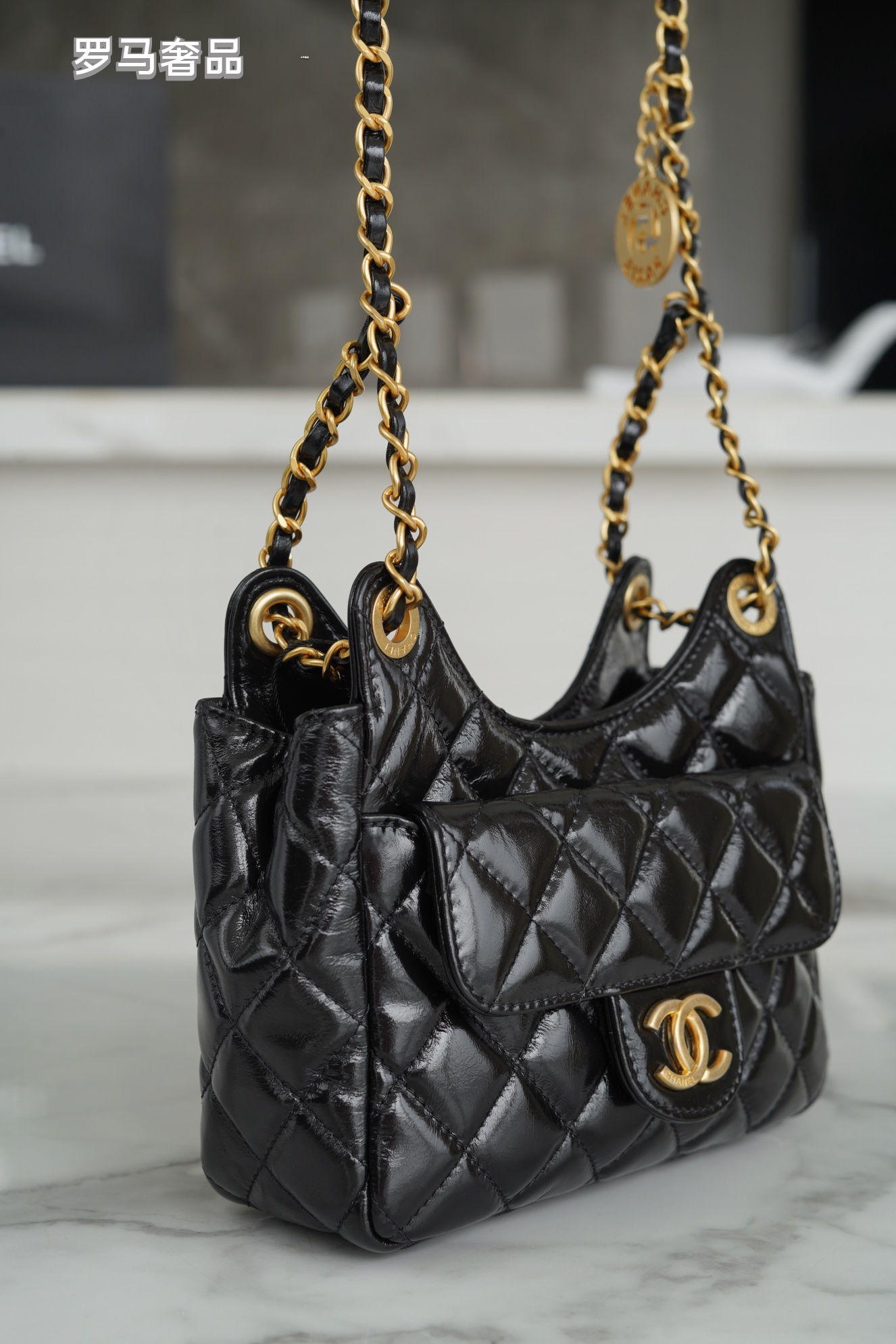 Elegant Black Quilted Patent Leather Shoulder Bag with Gold Chain Strap