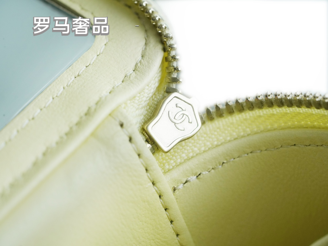 Small Quilted Vanity Bag with Gold Chain Strap - White Luxury Crossbody Case