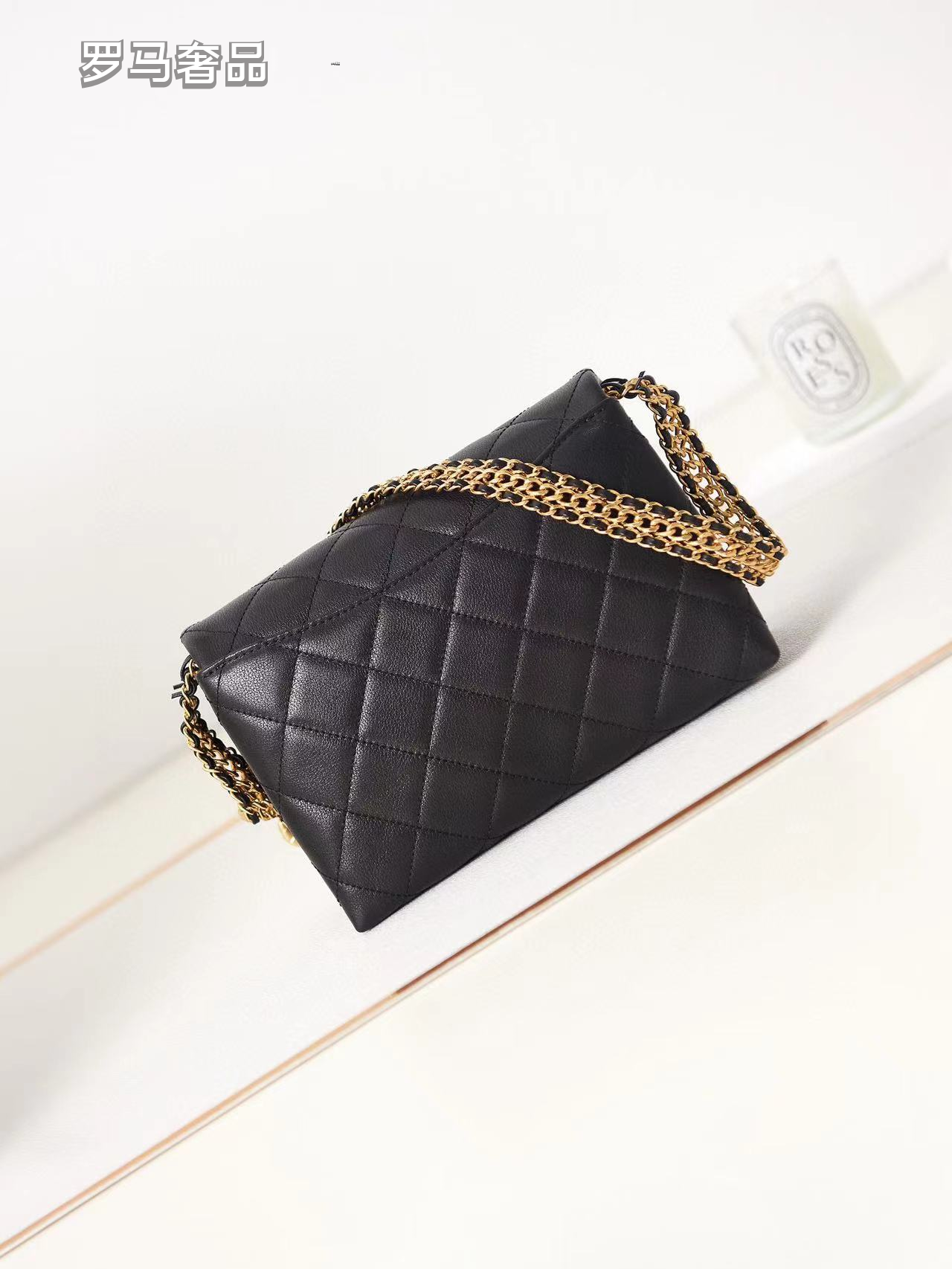 Luxury Black Quilted Leather Flap Shoulder Bag with Gold-Tone Chain Strap