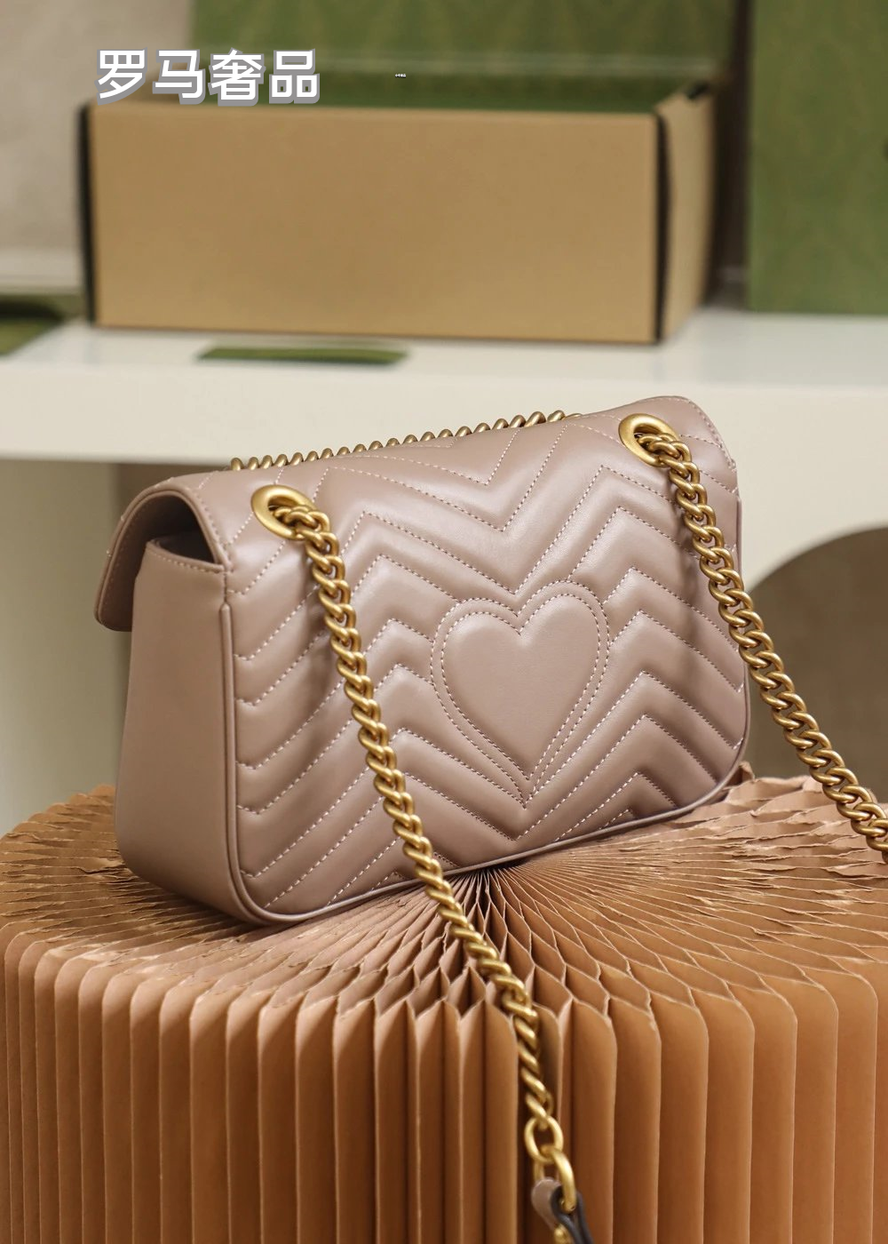 Gucci Chevron Quilted Black Leather Shoulder Bag with Gold Chain