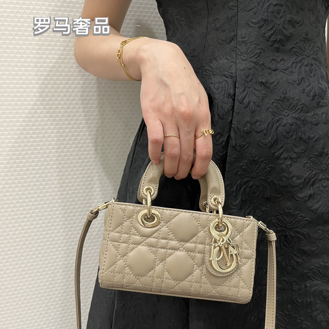 Lady D-Joy Bag - Off-White Cannage Lambskin with Gold-Finish Metal Charms