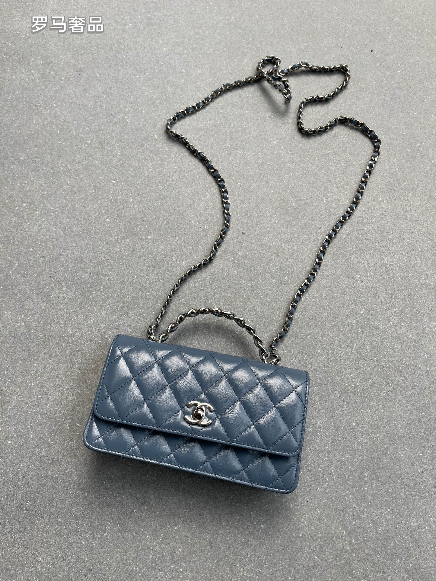 Elegant Quilted Leather Crossbody Flap Bag with Chain Strap - Multiple Colors