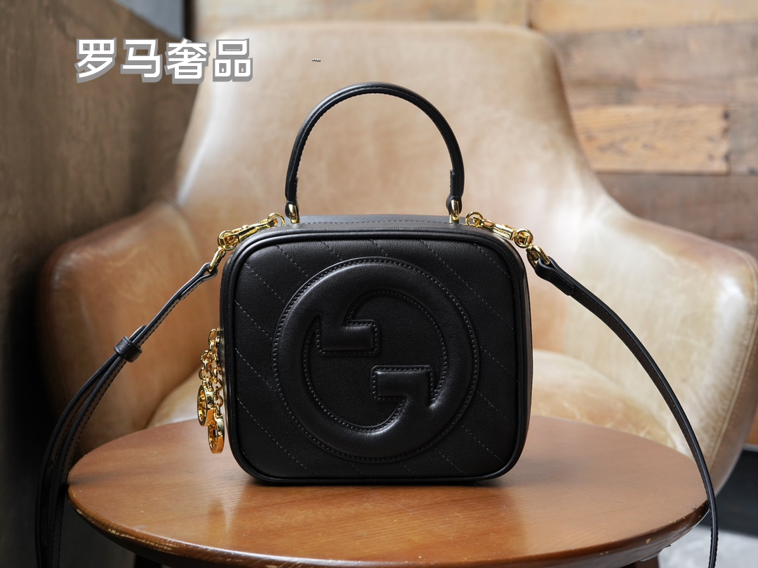 Gucci Black Quilted Leather Top Handle Bag Square Crossbody Purse