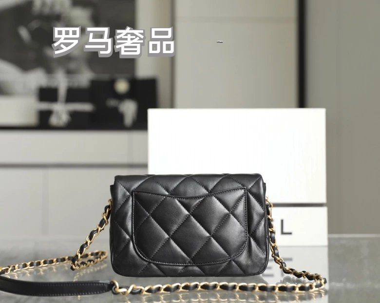 Chanel Black Quilted Lambskin CC Heart Flap Bag - Gold Hardware