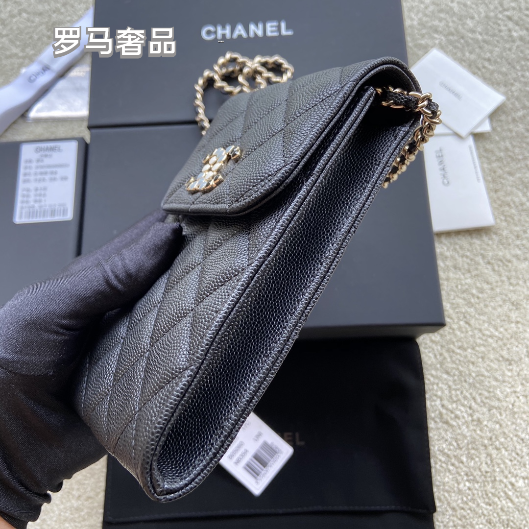 Women's Black Quilted Phone Crossbody Bag with Matching Airpods Pouch and Chain Strap