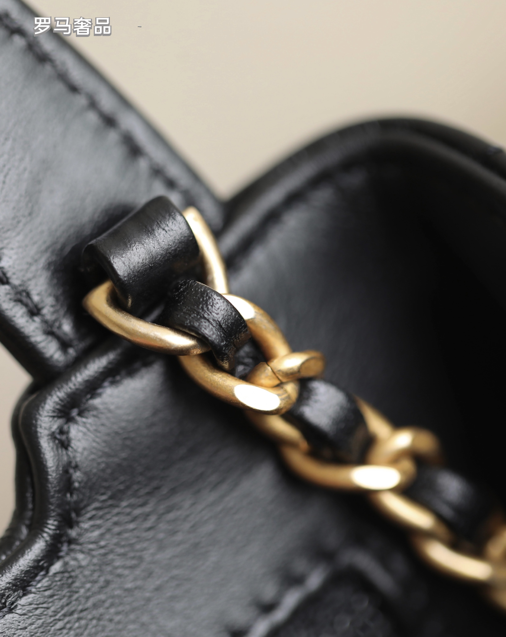 LUUE-TANZON Women's Elegant Quilted Black Leather Top Handle Handbag