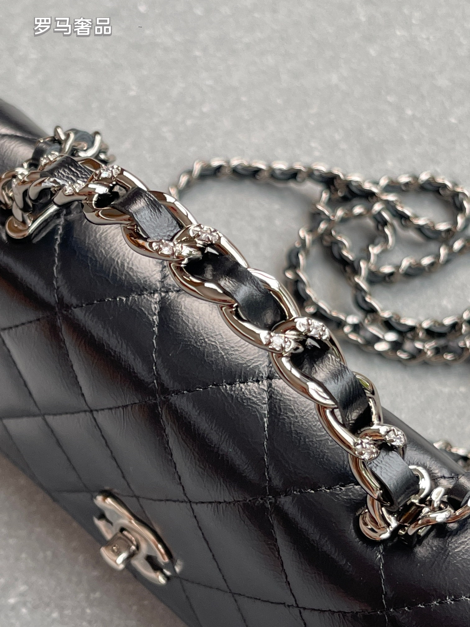 Chanel-Style Quilted Mini Flap Bag with Chain Set - Black &amp; White
