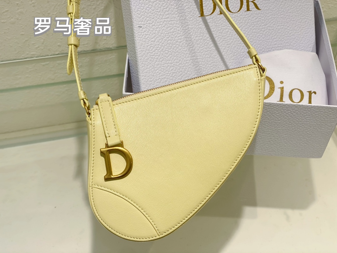 Luxury Leather Saddle Shoulder Bag for Women - Multiple Colors Available