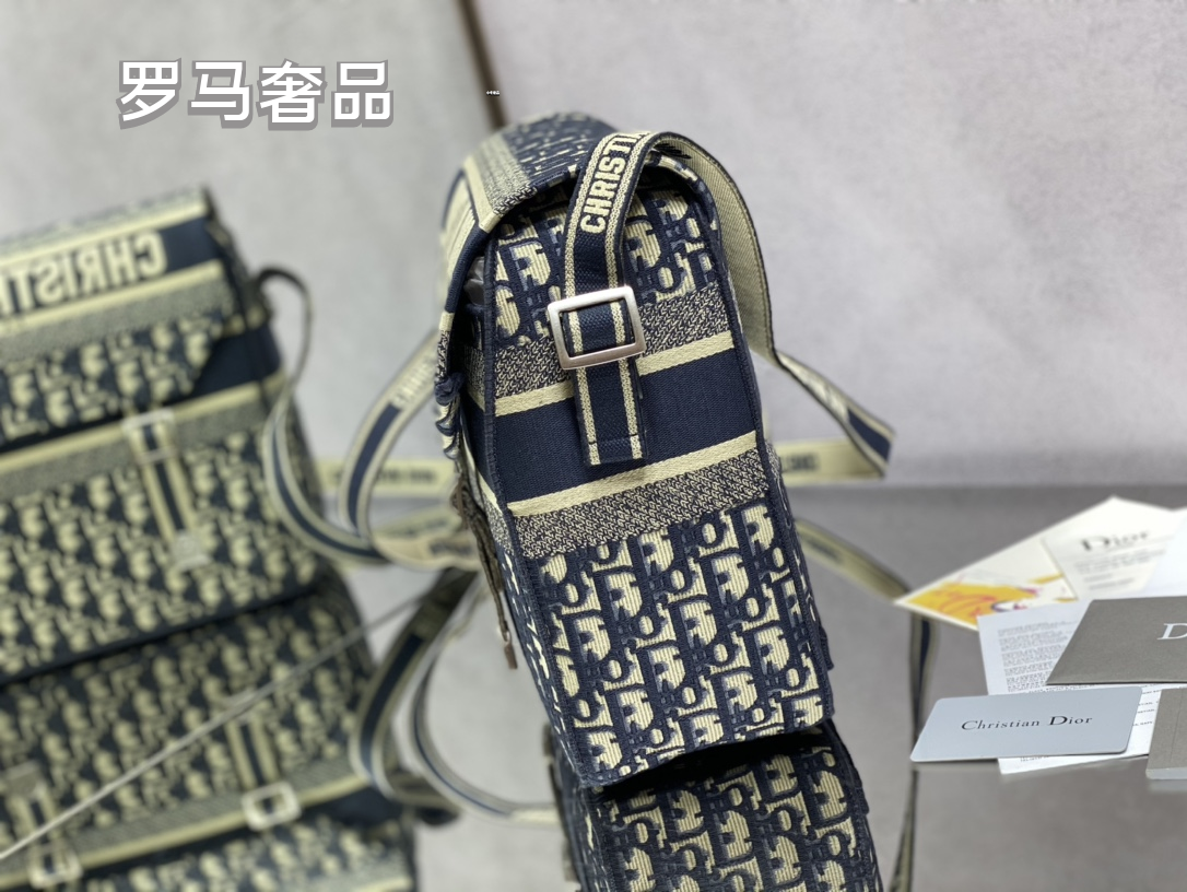 Christian Dior Oblique Canvas Messenger Bag - Navy/Beige Crossbody Bag