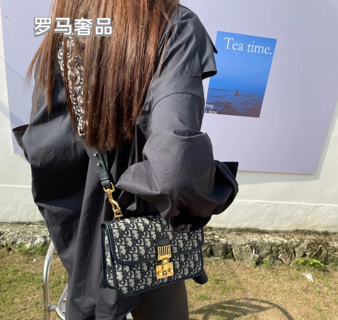 Dior Addict Flap Bag Blue Oblique Jacquard with Gold-Finish Hardware