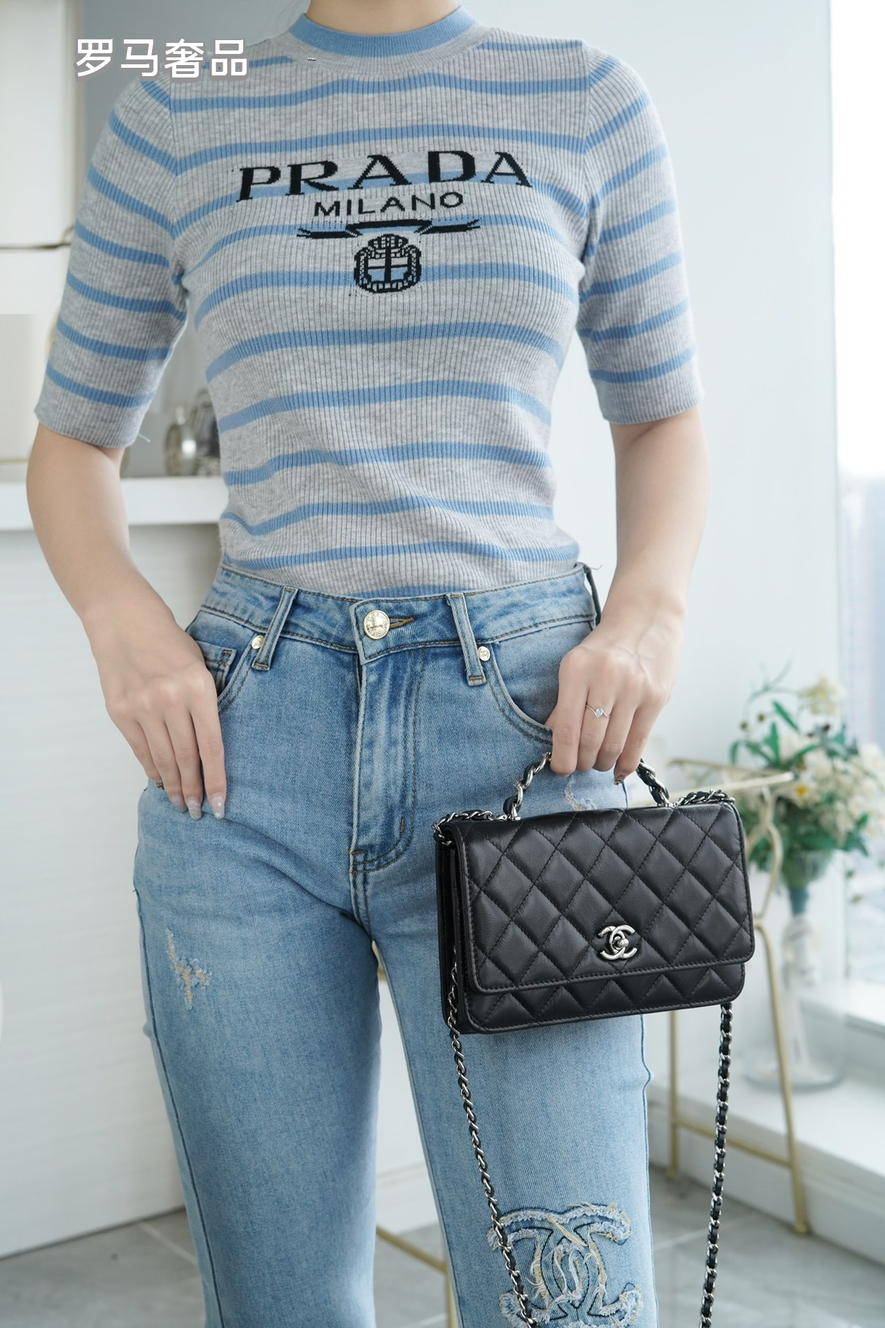 Luxury Quilted Leather Crossbody Bag with Chain Strap - Classic Designer Style Flap Bag