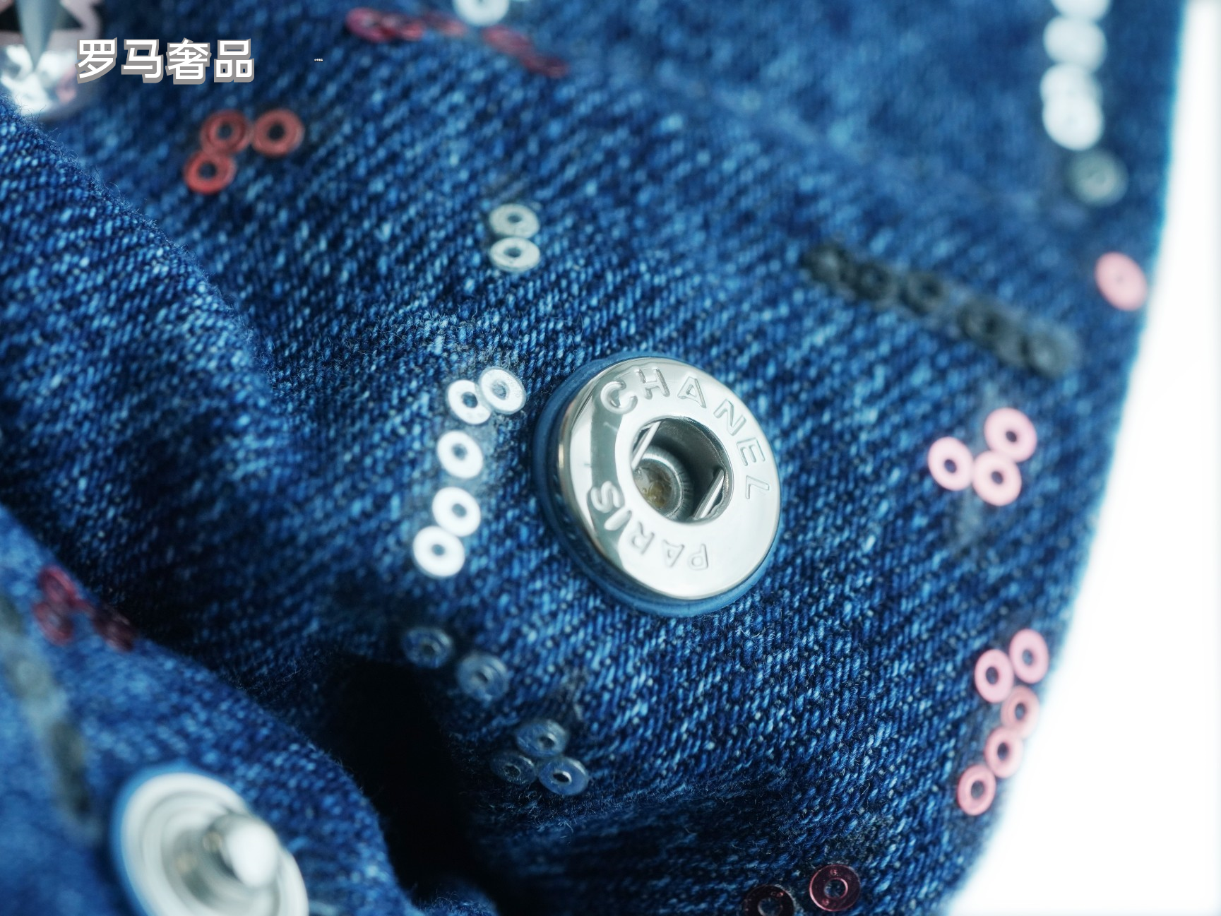 Chanel 22 Denim Patchwork Tote Bag with Matching Pouch - Blue Washed Denim Shoulder Bag
