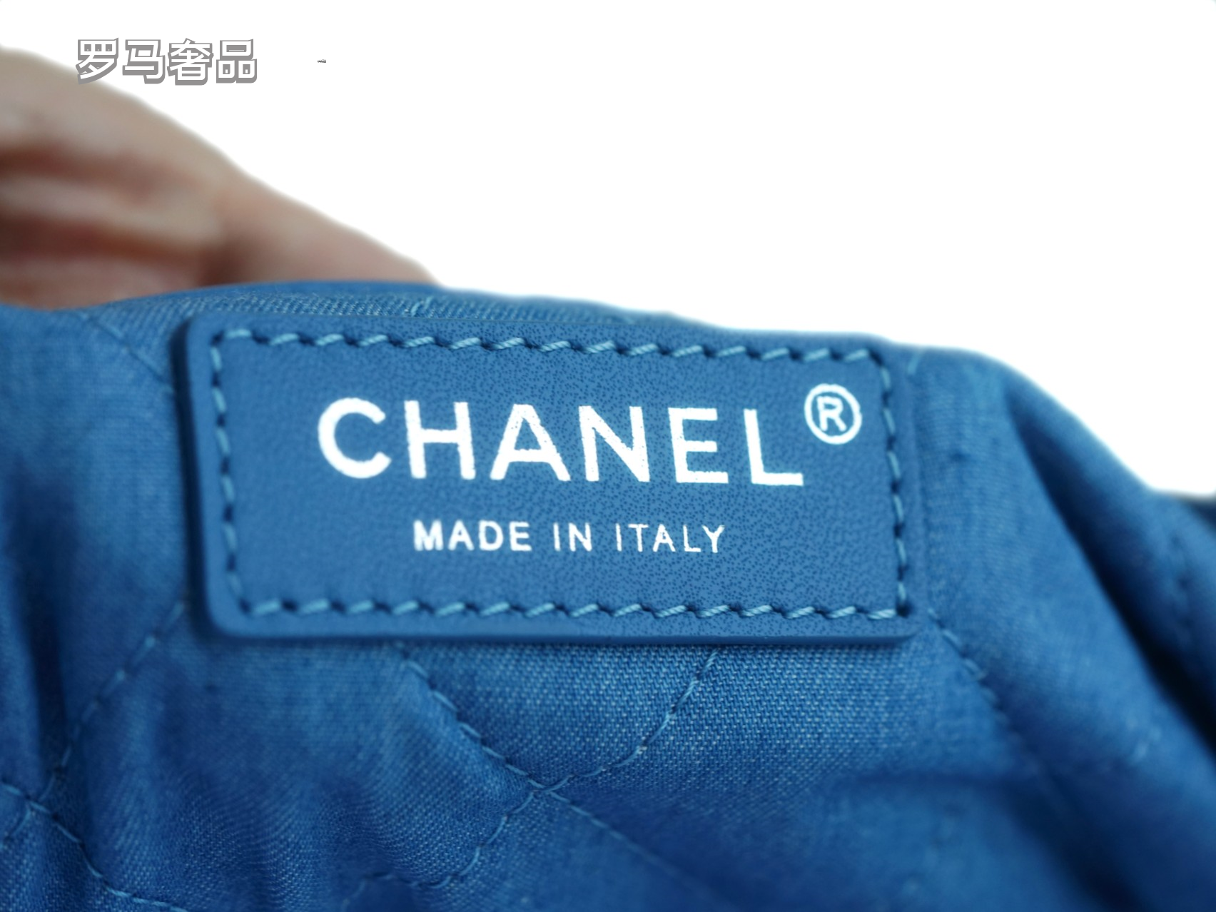 Chanel 22 Denim Patchwork Tote Bag with Matching Pouch - Blue Washed Denim Shoulder Bag