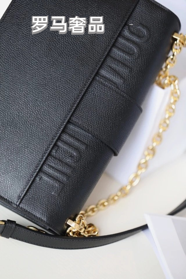 Dior 30 Montaigne Black Box Calfskin Bag with Gold-Finish CD Clasp