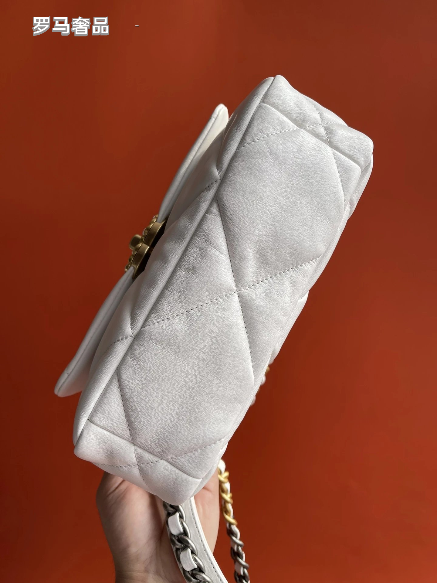 Large Quilted White Leather Shoulder Bag with Mixed Metal Chain