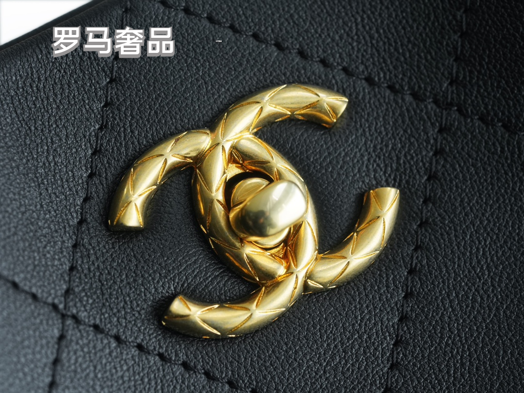 Chanel Quilted Caviar Leather Small Bucket Bag with Gold-Tone Hardware - Black