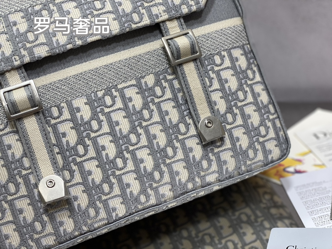 Christian Dior Oblique Canvas Messenger Bag - Navy/Beige Crossbody Bag