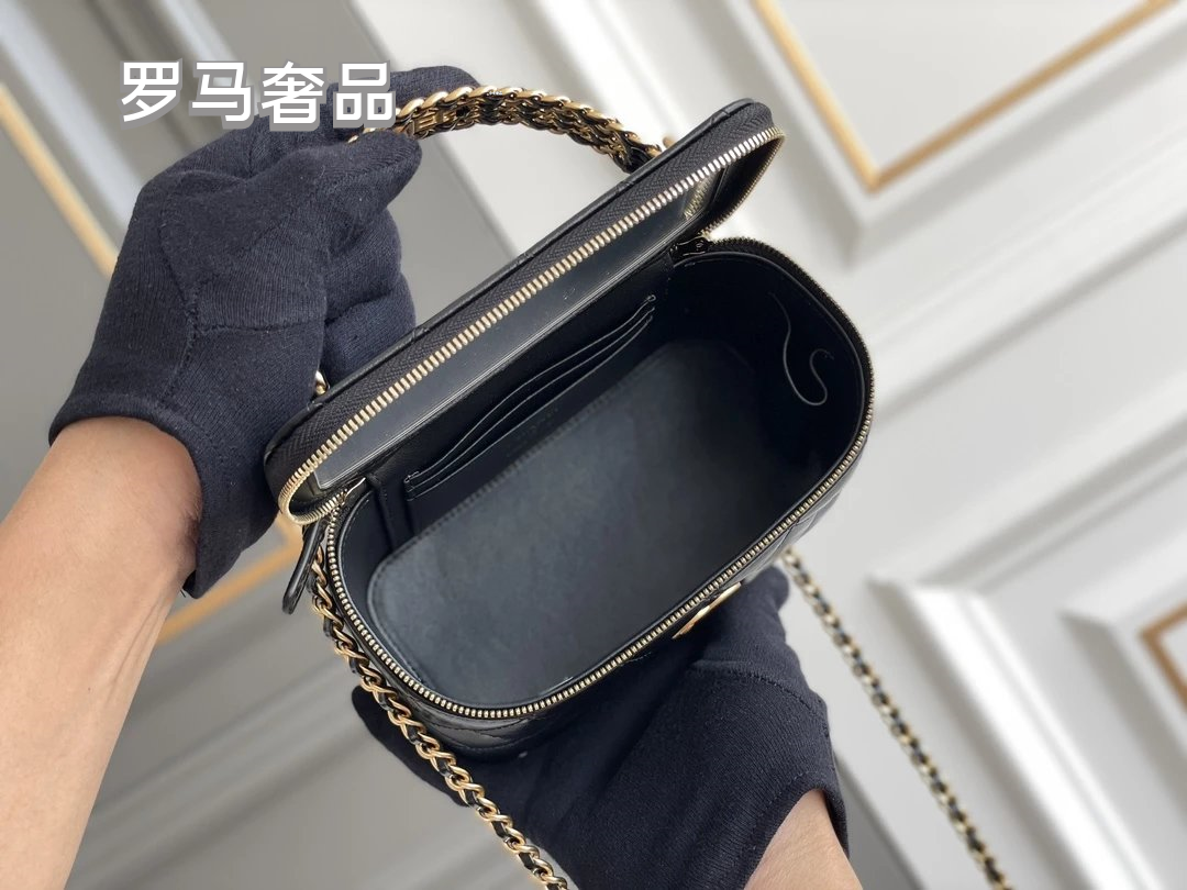 TANZON Black Quilted Leather Vanity Case Crossbody Bag with Gold Chain Strap