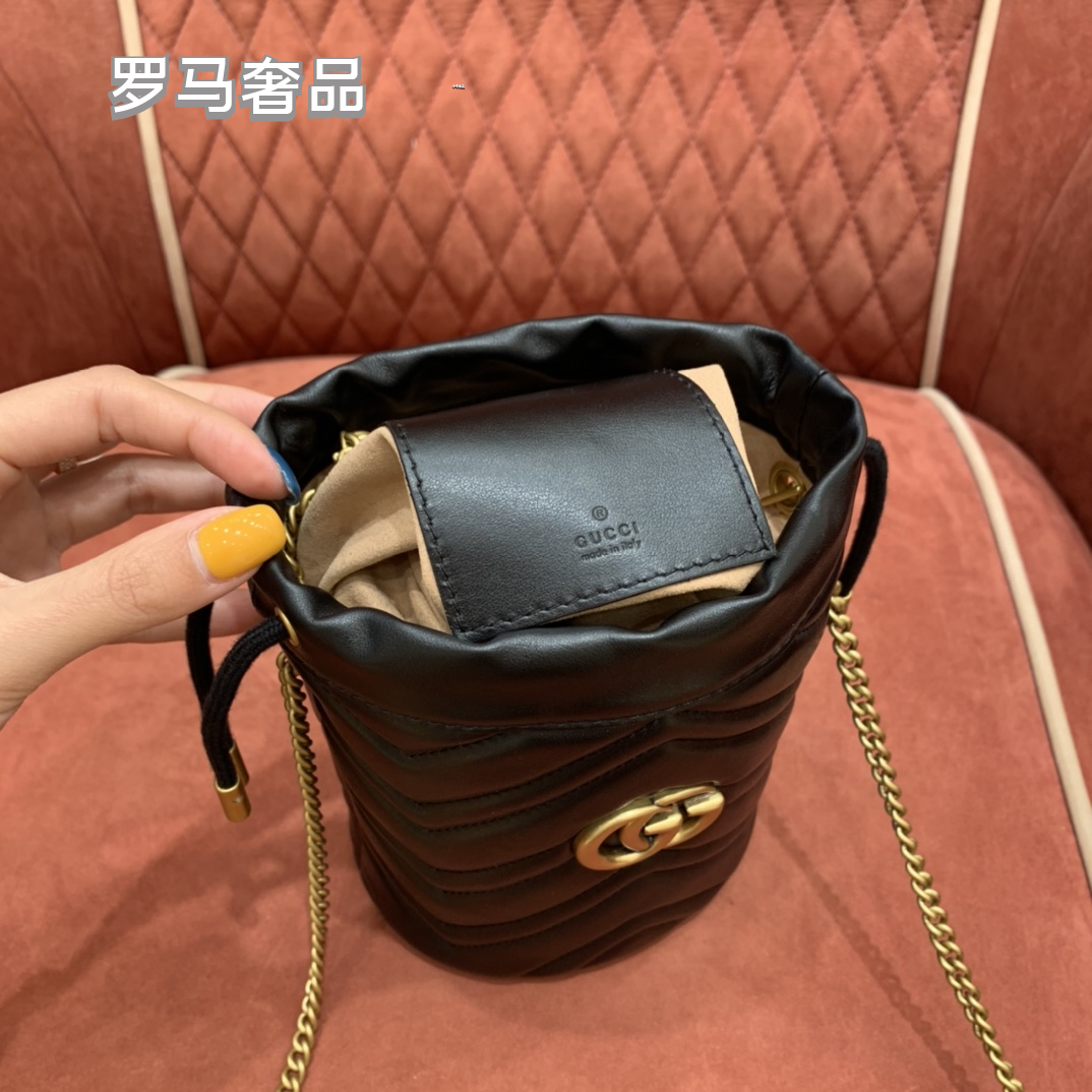 Gucci Luxury Black Chevron Quilted Leather Drawstring Bucket Crossbody Bag