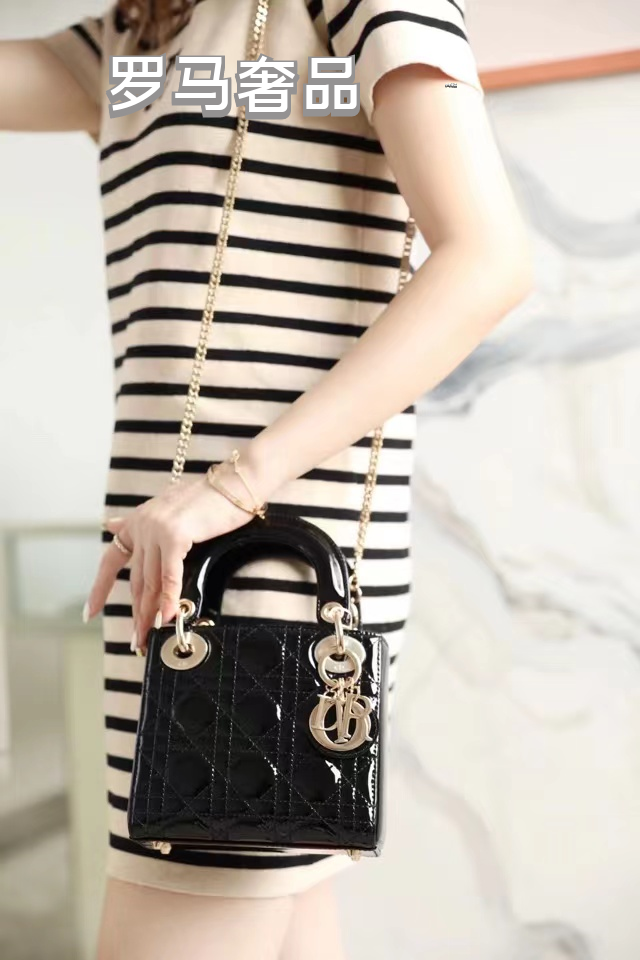 Lady Dior Micro Bag Black Cannage Patent Calfskin