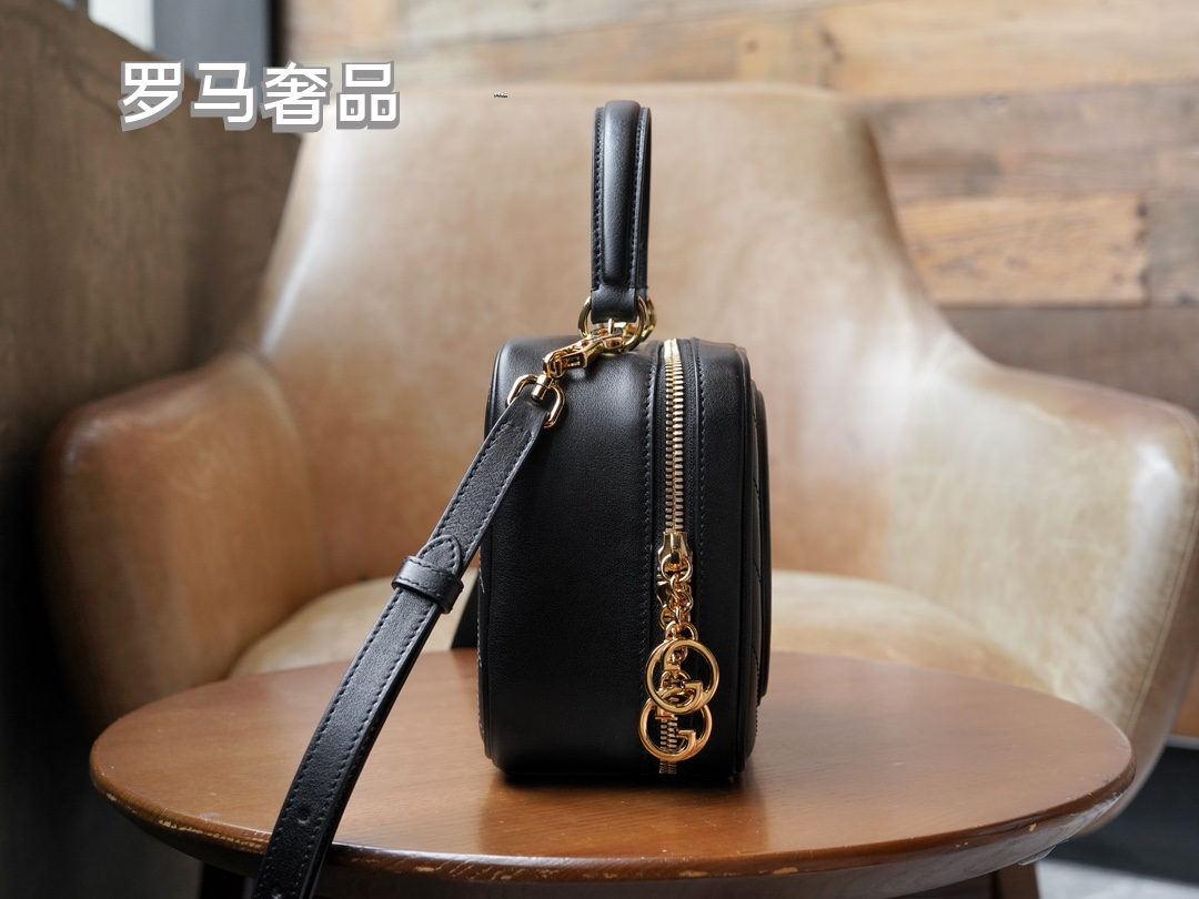 Gucci Black Quilted Leather Top Handle Bag Square Crossbody Purse