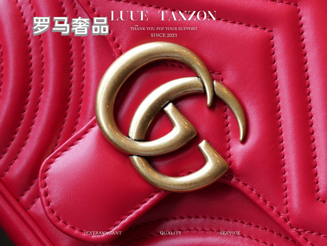 Gucci Luxury Red Quilted Chevron Leather Crossbody Bag with Gold Chain