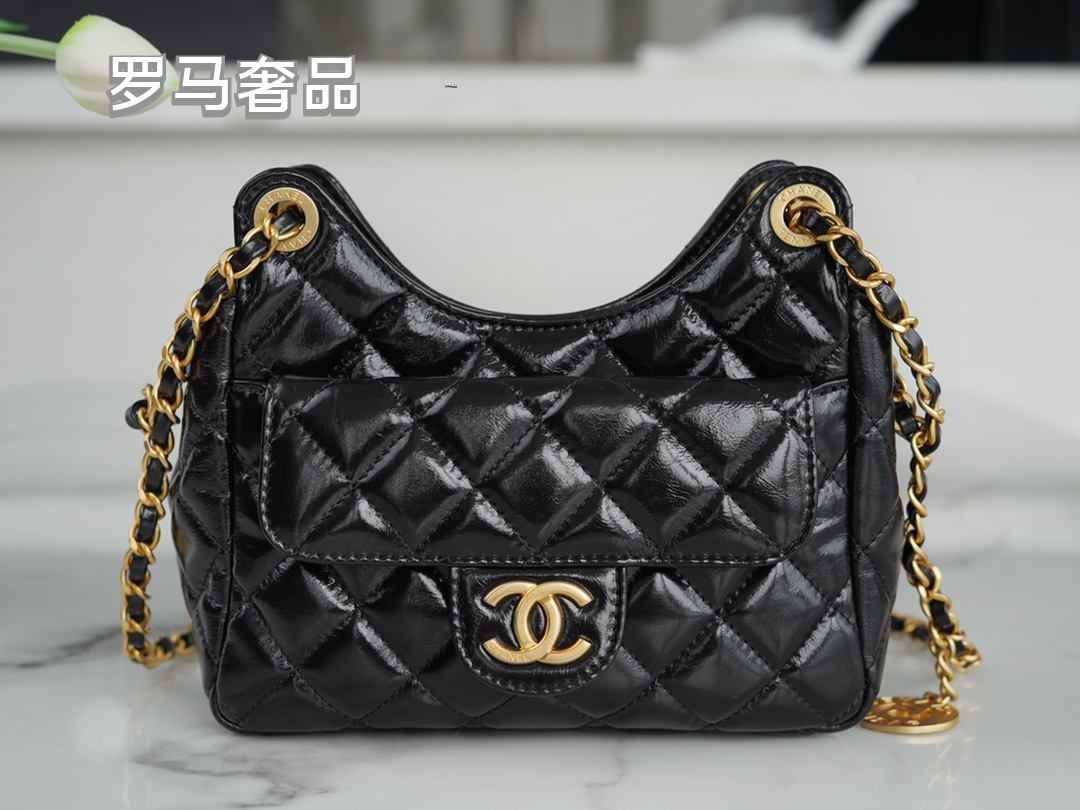 Elegant Black Quilted Patent Leather Shoulder Bag with Gold Chain Strap