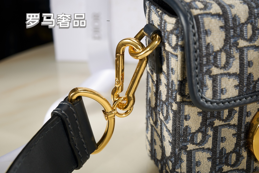 Christian Dior 30 Montaigne Bag in Blue Dior Oblique Jacquard