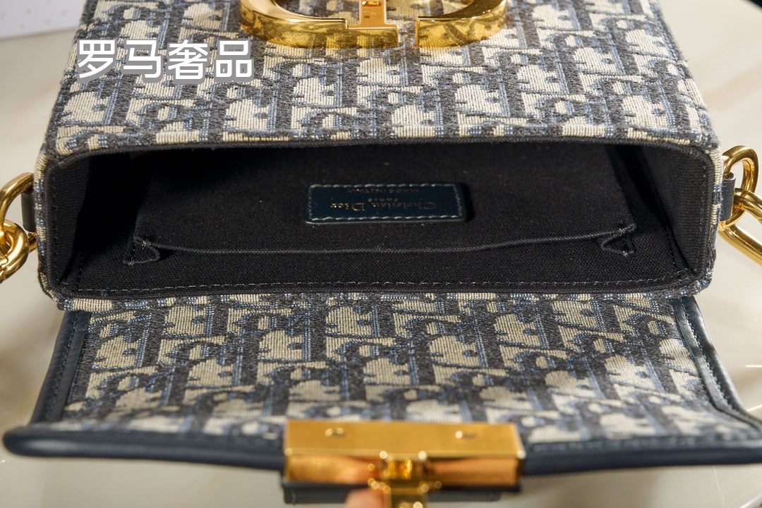 Christian Dior 30 Montaigne Bag in Blue Dior Oblique Jacquard