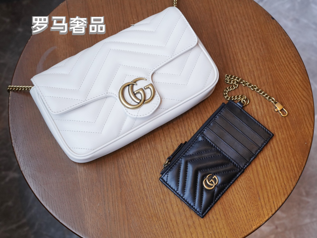Gucci Luxury Black Chevron Quilted Leather Crossbody Bag with Gold Chain