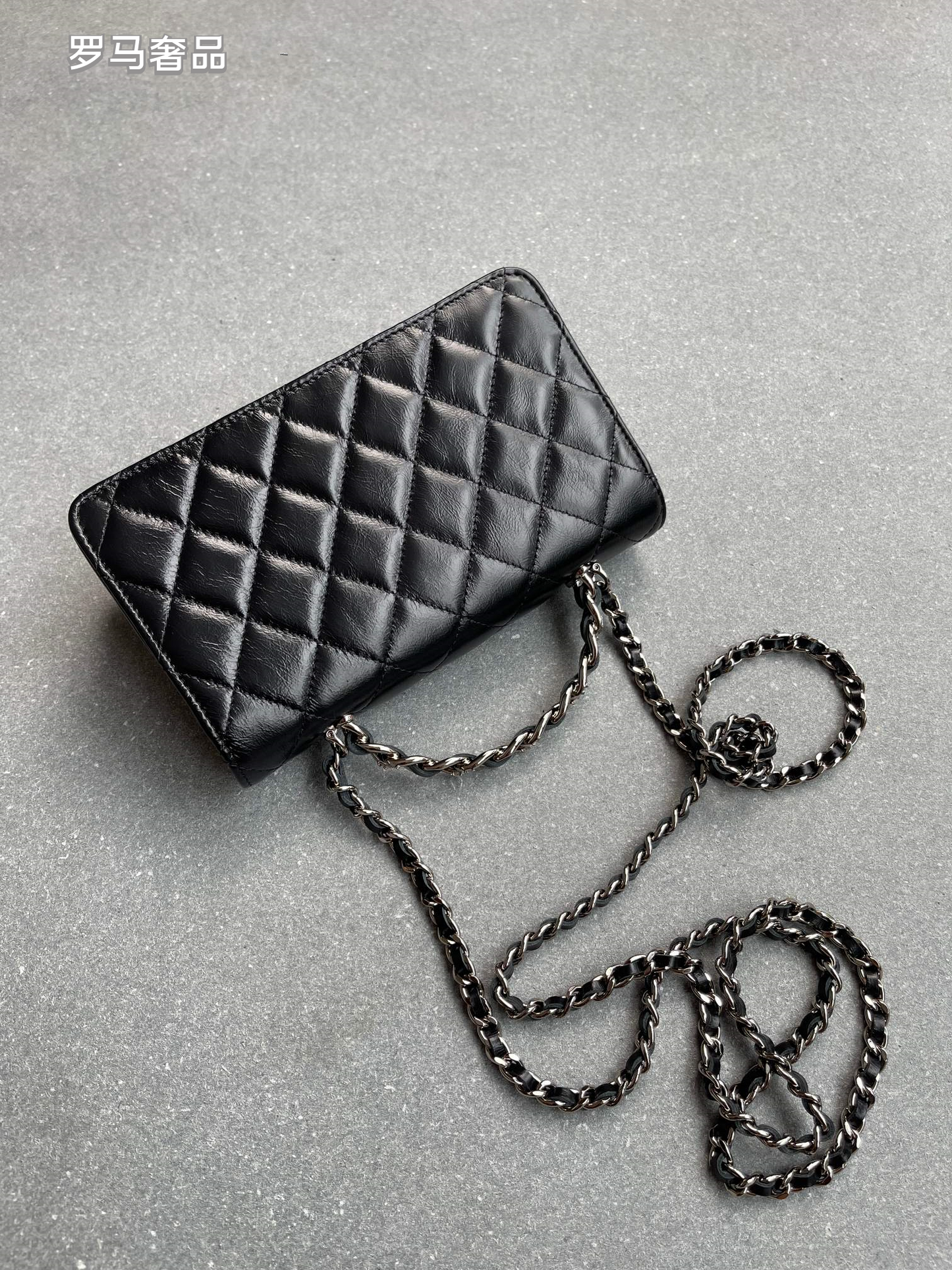 Elegant Quilted Leather Crossbody Flap Bag with Chain Strap - Multiple Colors