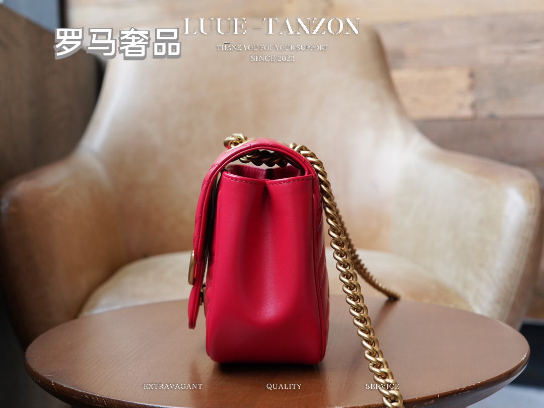 Gucci GG Marmont Small Matelassé Shoulder Bag in Red Leather