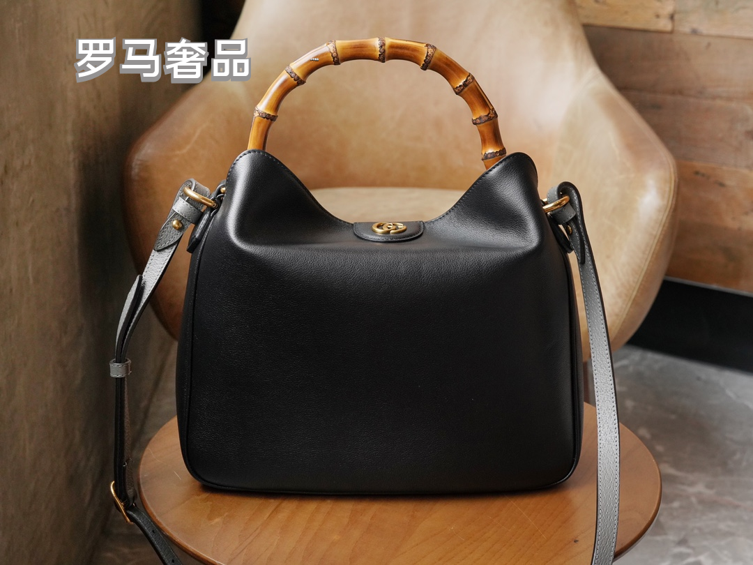 Gucci Vintage Black Leather Handbag with Bamboo Handle and Shoulder Strap