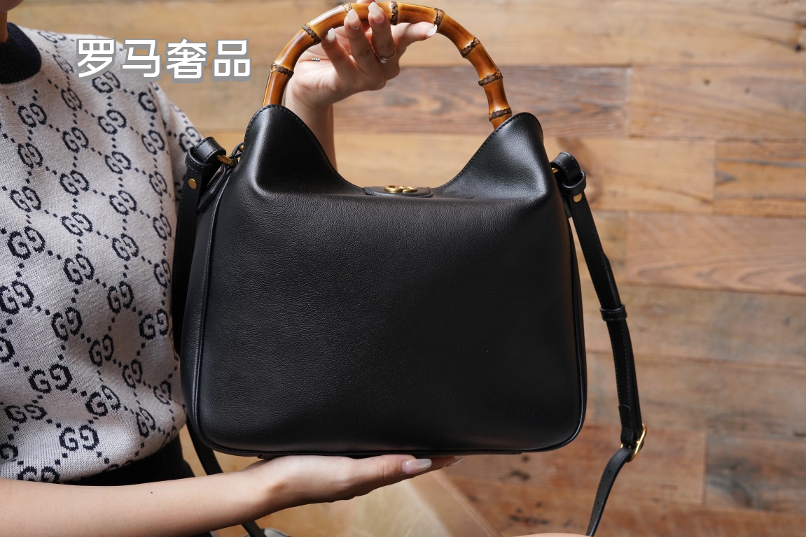Gucci Vintage Black Leather Handbag with Bamboo Handle and Shoulder Strap