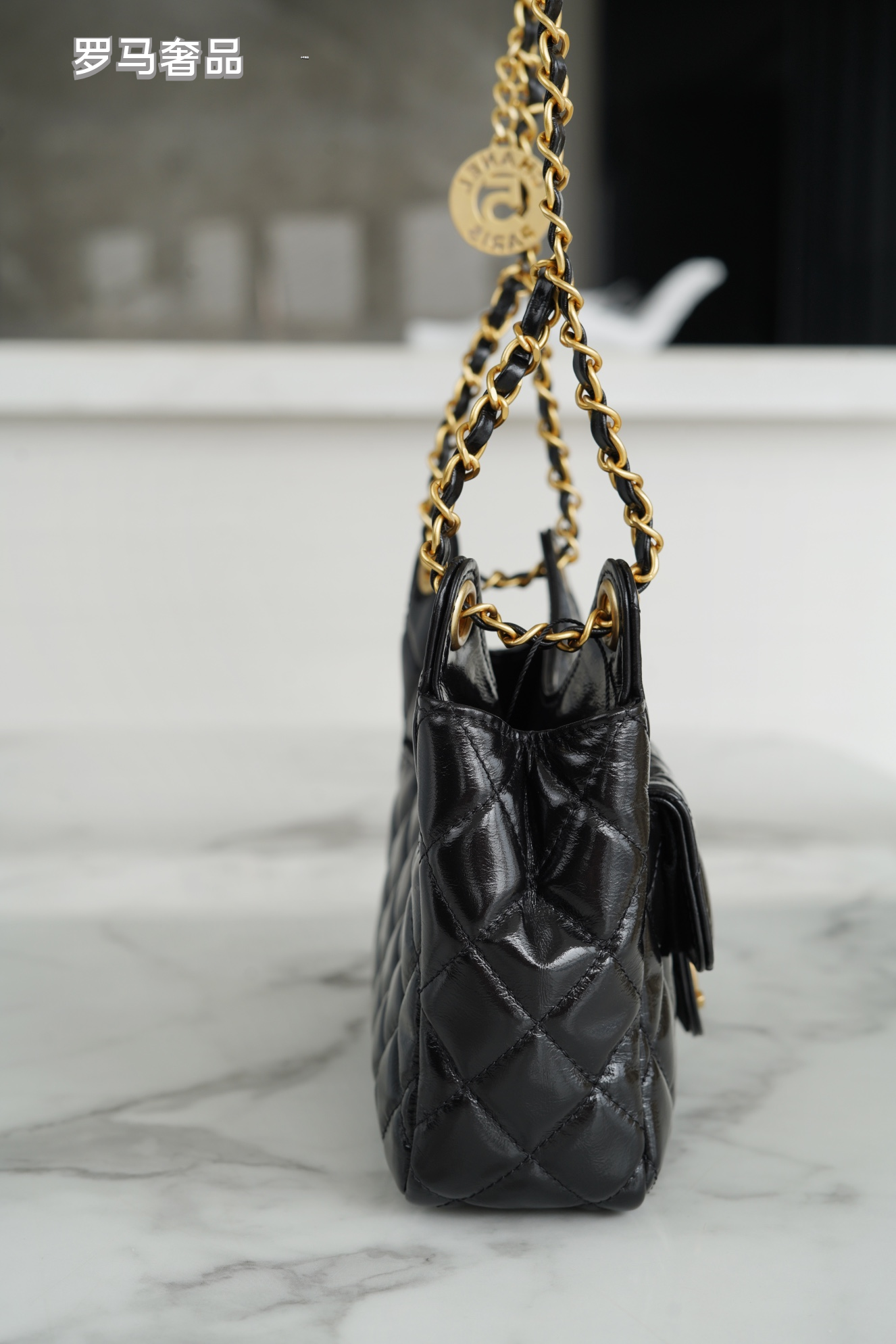 Elegant Black Quilted Patent Leather Shoulder Bag with Gold Chain Strap