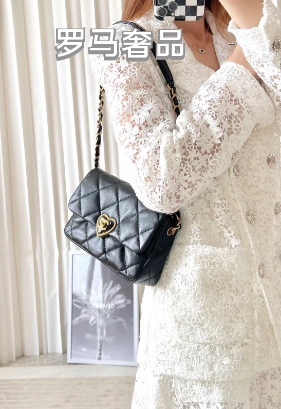 Chanel Black Quilted Lambskin CC Heart Flap Bag - Gold Hardware