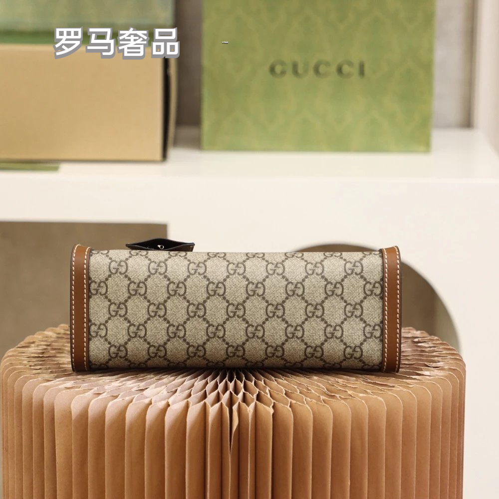 Gucci Padlock Small GG Supreme Shoulder Bag with White Leather Trim
