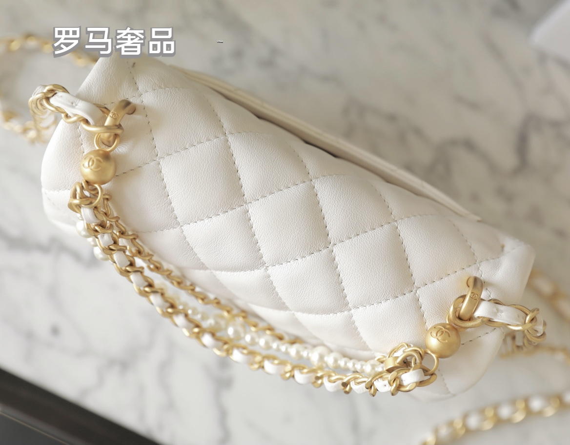 Elegant White Quilted Leather Mini Flap Shoulder Bag with Gold-Tone Hardware