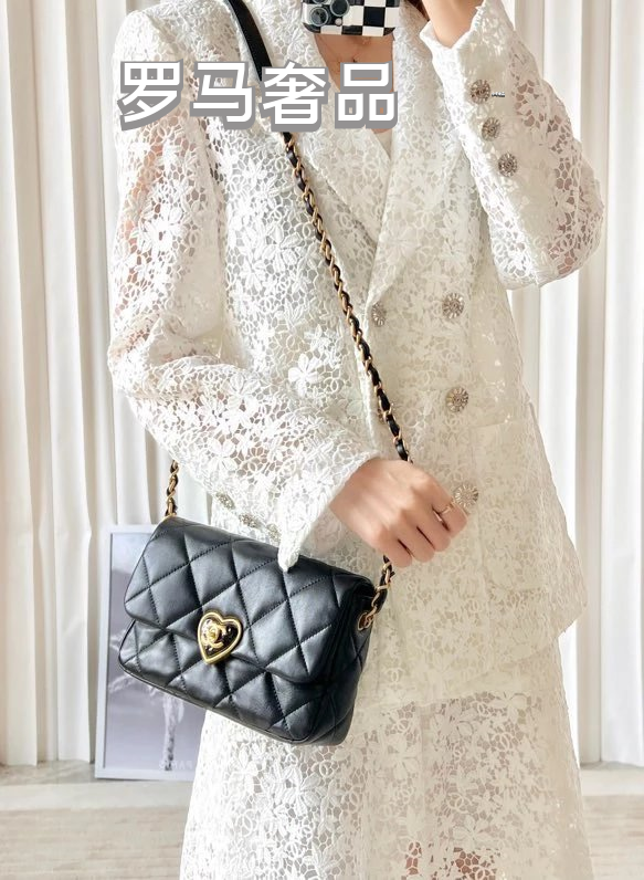 Chanel Black Quilted Lambskin CC Heart Flap Bag - Gold Hardware