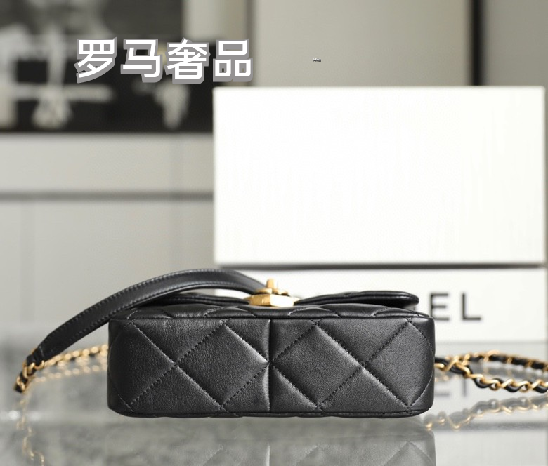 Black Quilted Leather Heart Chain Flap Bag - Elegant Shoulder Crossbody Bag